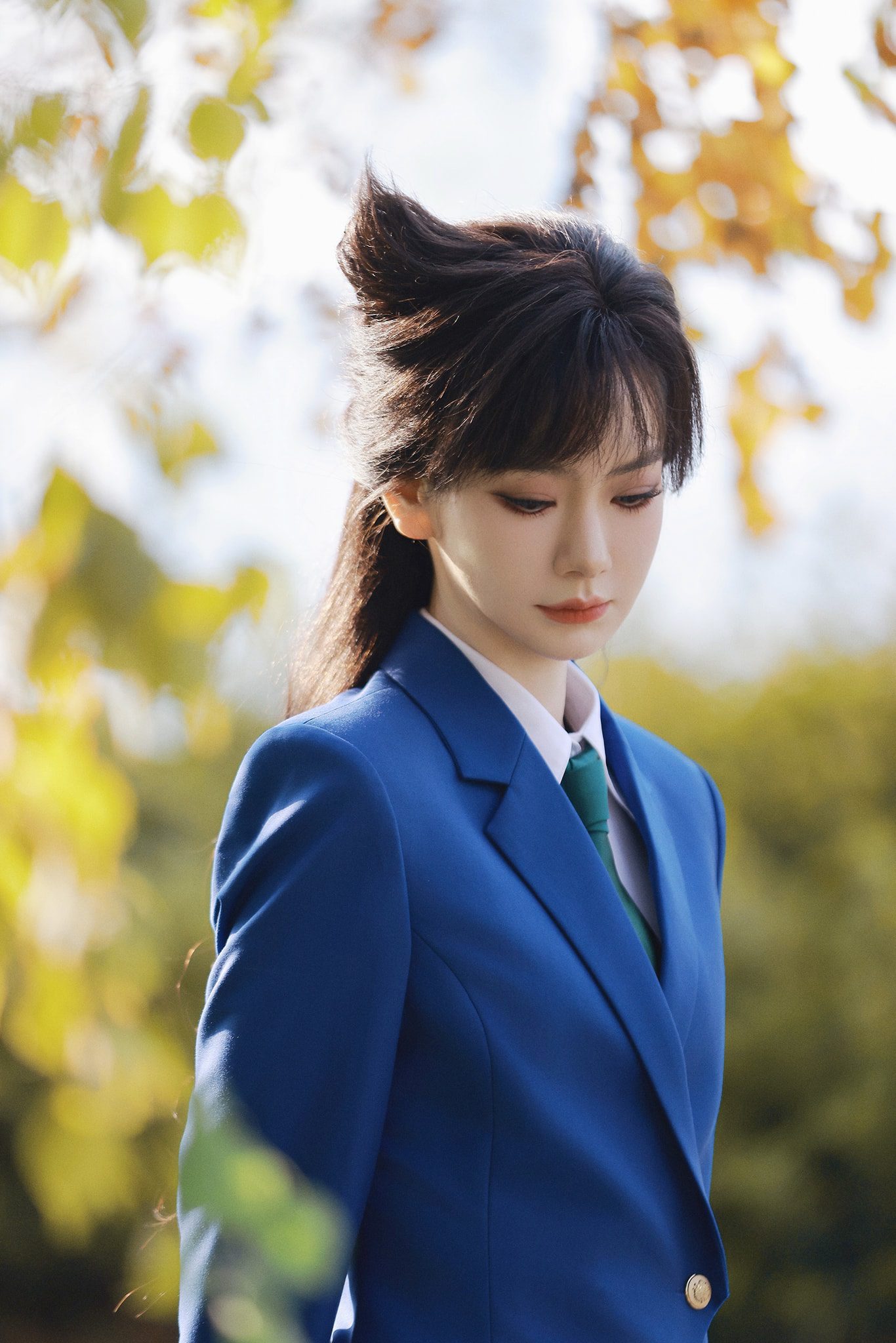 Chinese beauty causes a sensation on social media by transforming into Ran Mori, looking even better than the original, complete with the "drill bit" hairstyle as if stepping out of the comic 5 Chinese beauty causes a stir on social media when transforming into Ran Mori, looking even more beautiful than the original, complete with the 'drill nose' hairstyle.