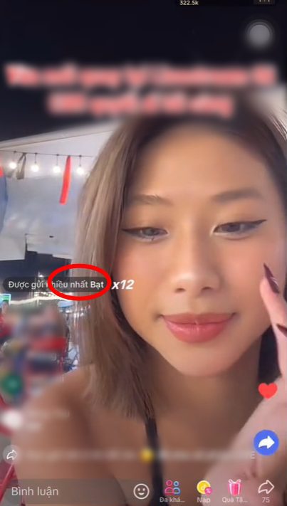 'Phông', 'bạt', 'phông bạt' became the most frequently sent words in Louis Phạm's livestream. Louis Phạm livestream comments