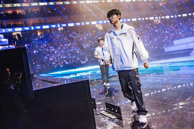 Faker's unique training regimen Faker's unique training regimen