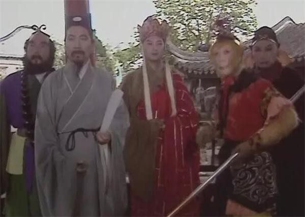 Officially aired scene. Tôn Ngộ Không's outfit is much better. Announcement of the old character design of 'Journey to the West 1986' - Image 5.