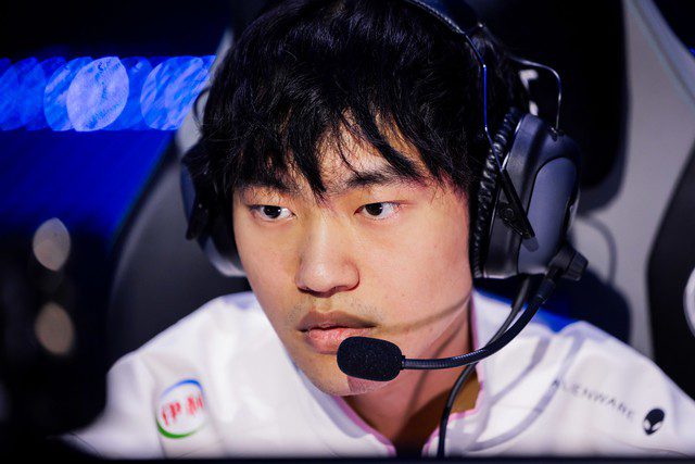 Knight is reported to have the highest salary in LPL Knight is reported to have the highest salary in LPL