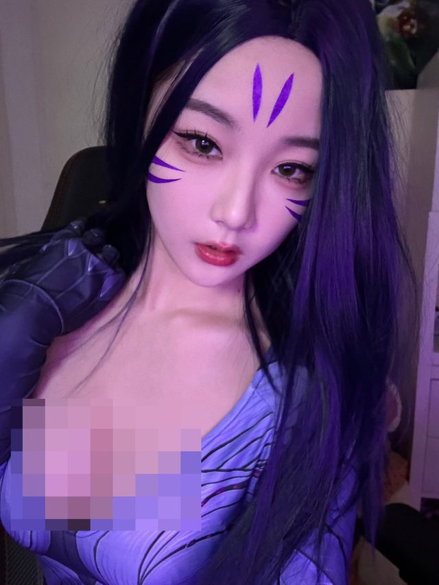 Kitty - the beautiful and famous caster of LPL English Kitty - the beautiful and famous caster of LPL English