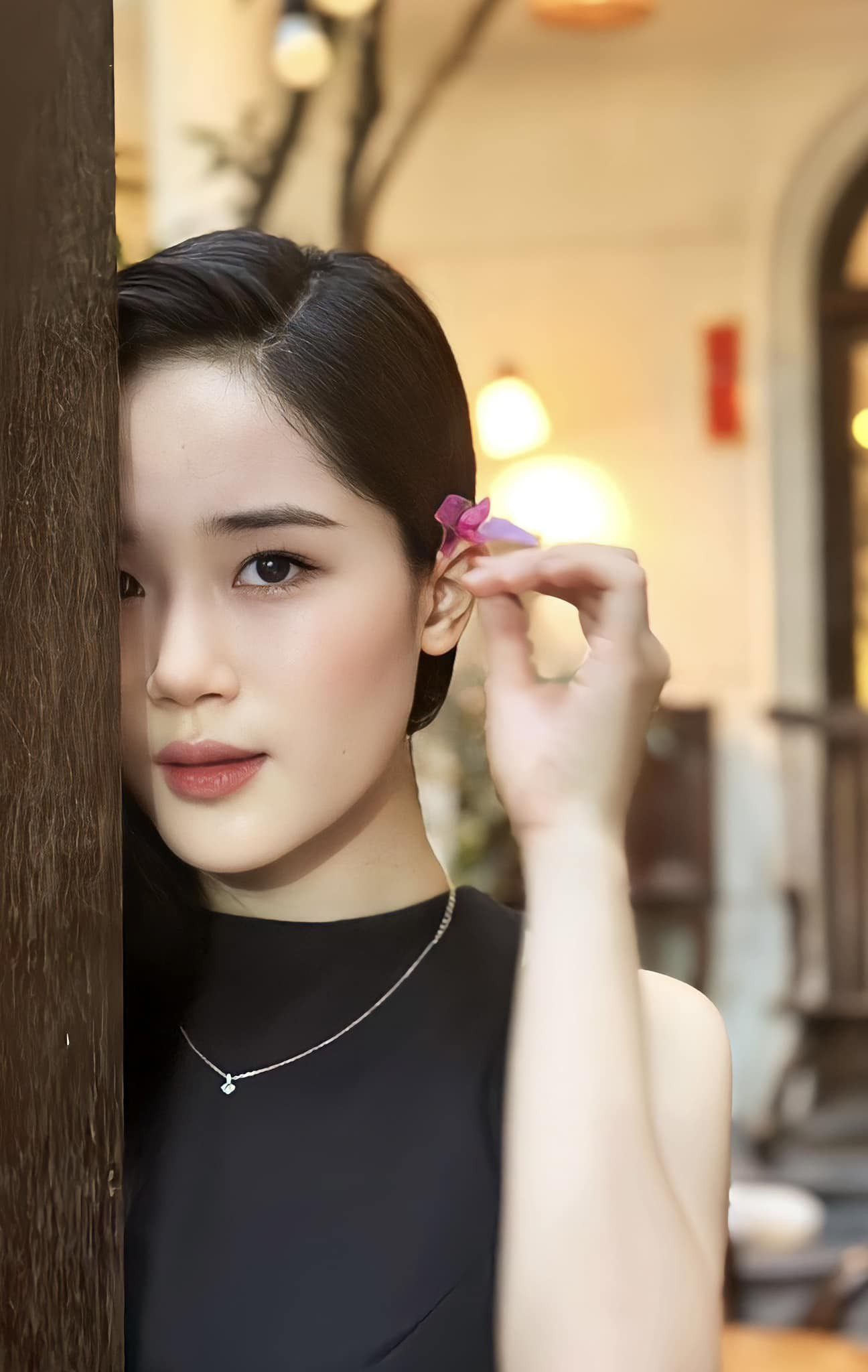 Cao Thúy Linh in a scene from the movie Cao Thúy Linh in a scene from the movie