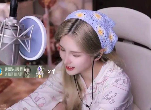 Poor person shares woes with fans to "fish for donations," female streamer gets "exposed for true colors" 2 edit 17375392160862057089074