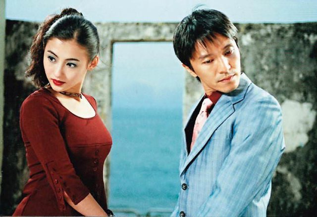 It turns out that Stephen Chow made a will to leave billions to Cecilia Cheung just because of a promise made 25 years ago? 1 Stephen Chow's promise to Cheung Ba Chi has become a trending topic.
