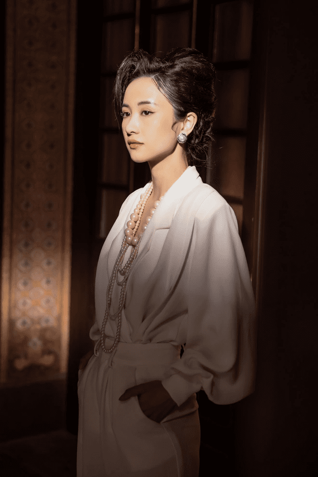 The charming character of Jun Vu in the film 'Gái Già Lắm Chiêu V: Những Cuộc Đời Vừa Giả' Main actress of the Vietnamese 18+ film, a beauty captivating the U30 age group, never lacking in charm - Image 12.