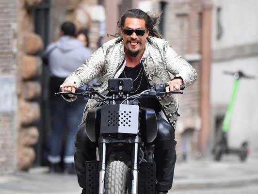 Jason Momoa: From "Wild" Star to Villain in the Fast & Furious Series 6 Jason Momoa: The 'King' star in the Fast & Furious series - Image 6.