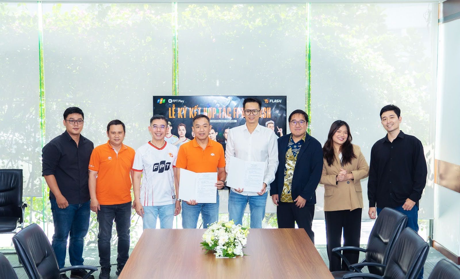 FPT - Team Flash: Commitment to Strengthening Vietnamese Esports 2 FPT - Team Flash: Commitment to the growing development of Vietnamese Esports - Image 2.