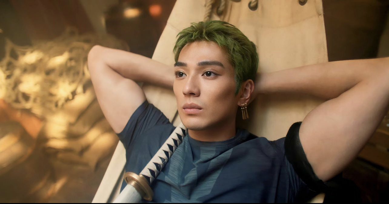 The actor playing the pirate hunter Zoro in the One Piece movie is causing a sensation for appearing as if he stepped out of the comic into real life 23 Roronoa Zoro in One Piece Live Action