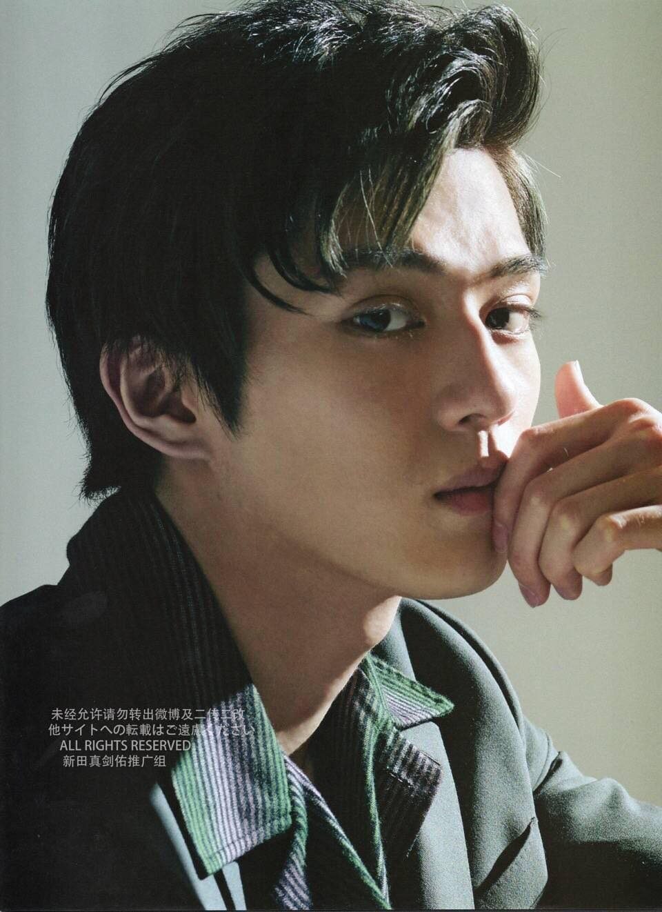 The actor playing the pirate hunter Zoro in the One Piece movie is causing a sensation for appearing as if he stepped out of the comic into real life 17 Roronoa Zoro in One Piece Live Action