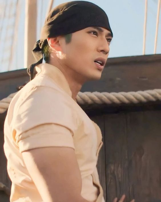The actor playing the pirate hunter Zoro in the One Piece movie is causing a sensation for appearing as if he stepped out of the comic into real life 11 Roronoa Zoro in One Piece Live Action