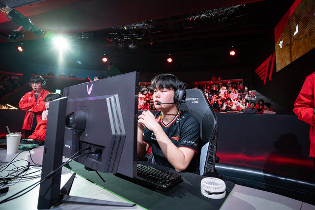 It remains to be seen how the pressure from fans will impact this player, as he may have to face some challenges from T1 regarding POPS and Membership. T1's division could potentially impact the career of a player, not just Gumayusi - Image 5.