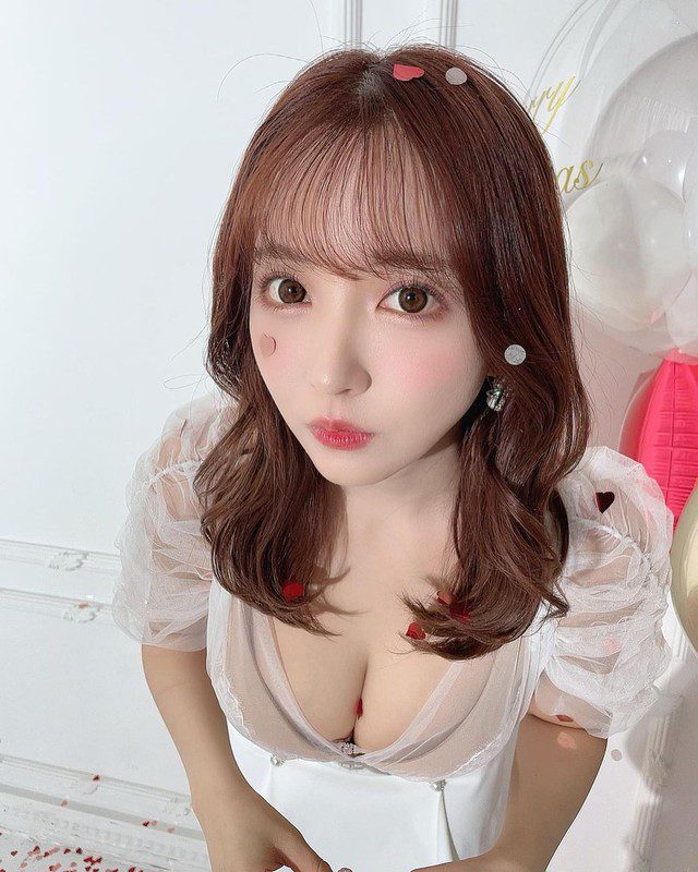 Yua Mikami Yua Mikami