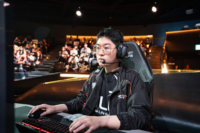 The T1 - Zeus Drama Is a Learning Experience for the League of Legends Community The T1 - Zeus Drama Is a Learning Experience for the League of Legends Community