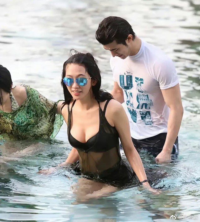 160 million views of Linh Lam in a bikini - Image 4. 160 million views of Linh Lam in a bikini - Image 4.