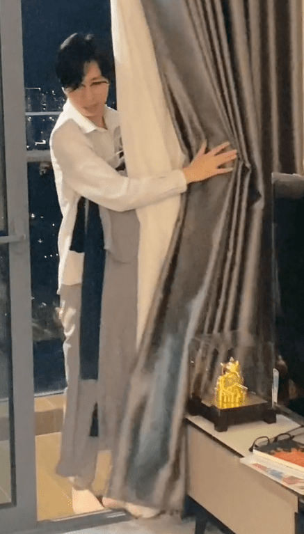 The female assistant with "privileges" to enter ViruSs's private home attracts public attention again 2 ViruSs and Ngọc Kem