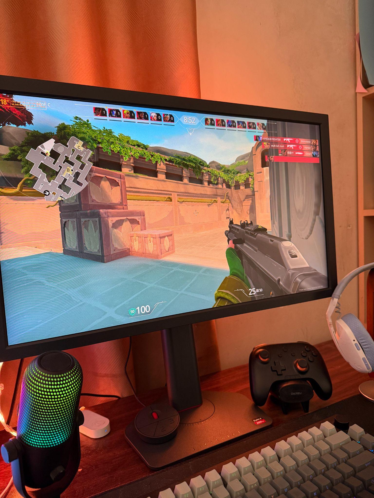 What Makes a 24” Full HD Monitor Priced Around 30 Million VND? First and Foremost, It’s the 600Hz Refresh Rate 5 What makes a 24” Full HD monitor priced above 30 million VND? First and foremost is the 600Hz refresh rate.