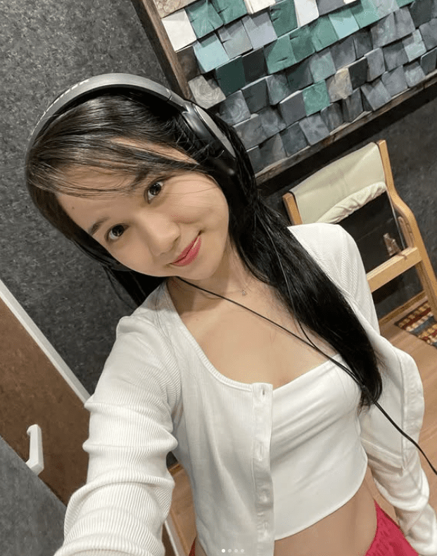 Trúc Anh as Hà Lan Trúc Anh as Hà Lan