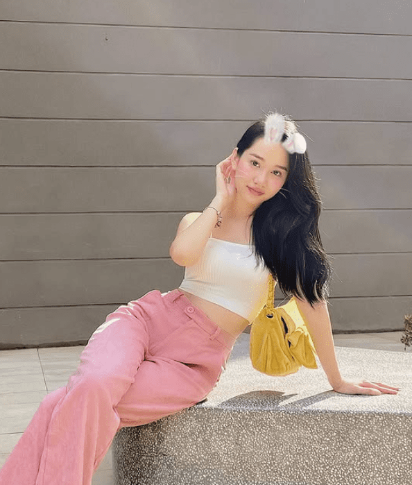 Trúc Anh's stunning look Trúc Anh's stunning look