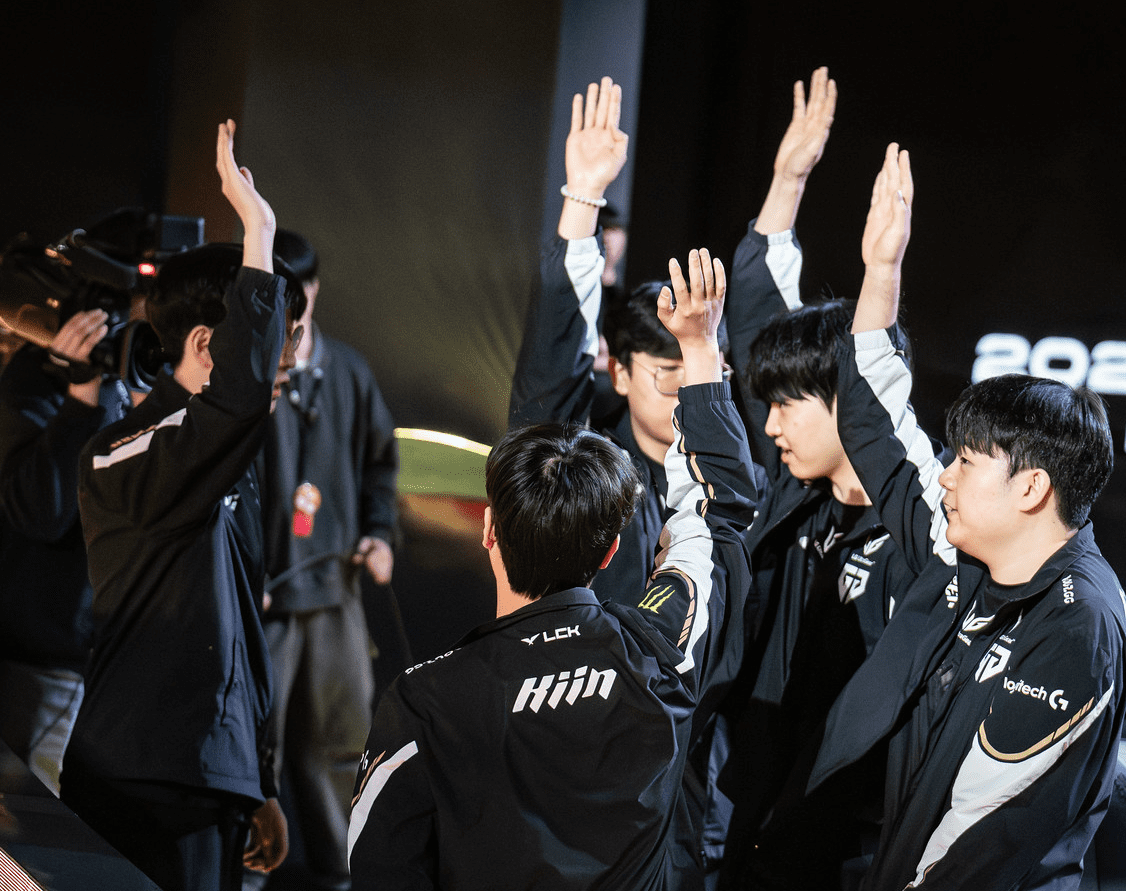 Gen.G achieved a convincing 2-0 victory against HLE Gen.G's Dominant Victory Over HLE