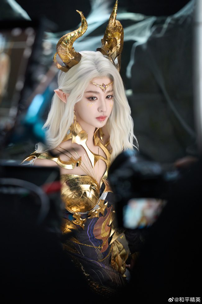 The Most Beautiful Dragon Queen in China Today: A Stunning Beauty Worthy of the Title, Captivating to the Eye 6 11 17432587675451740136955 1743269444539 17432694460842070739213 1743398108400 17433981086361672251717