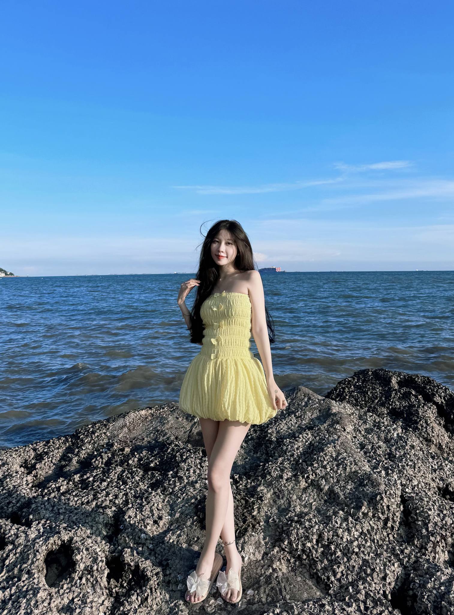 What is the only female star who once caused a stir in the PUBG Mobile tournament doing now? 6 Jiny's beauty shines through