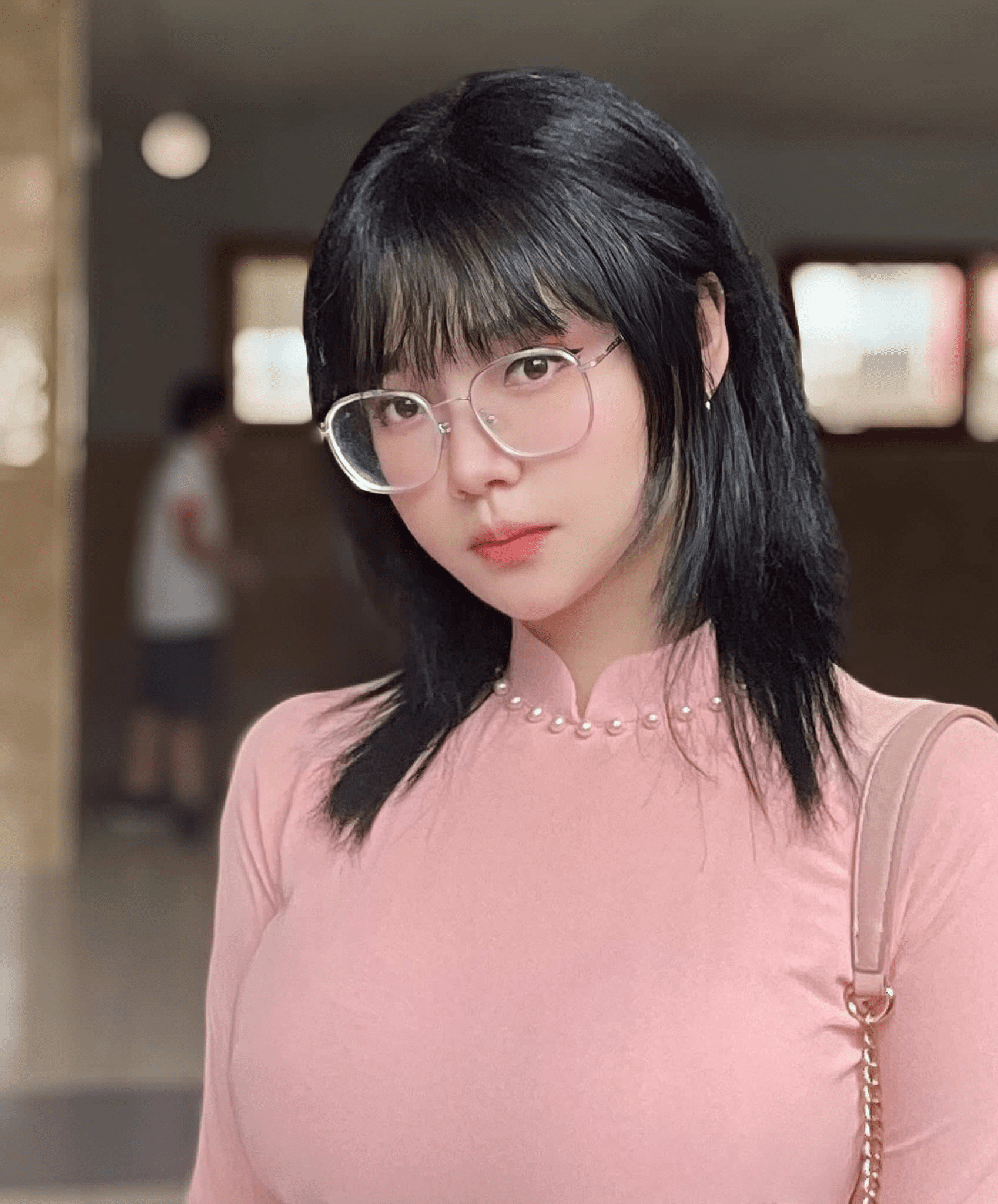 Sharing everyday photos, the alluring female coser captivates male fans with her heart-melting beauty 4 Cigw Pols Image 4