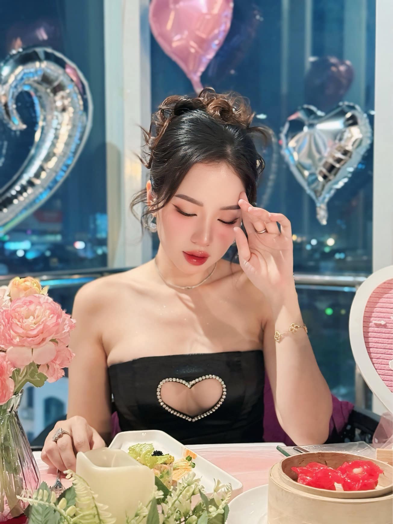 Self-proclaimed as the "Goddess of Running," the flawless beauty of a hot girl adored by thousands 6 Loan Barbie Social Media