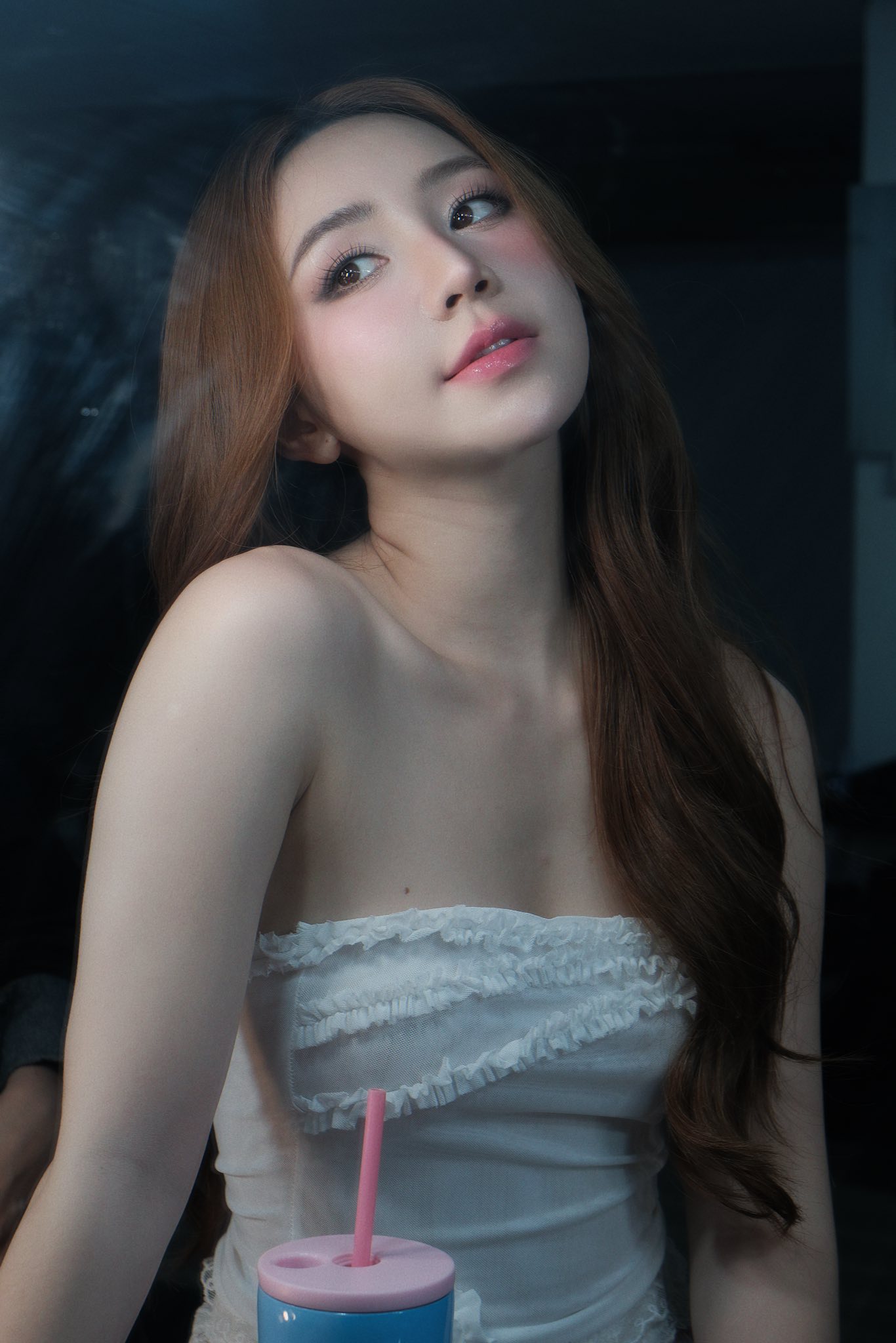 Hot girl pickleball in a loose nightgown, posts sulky "tus" to attract views 1 Quỳnh Kool on the pickleball court