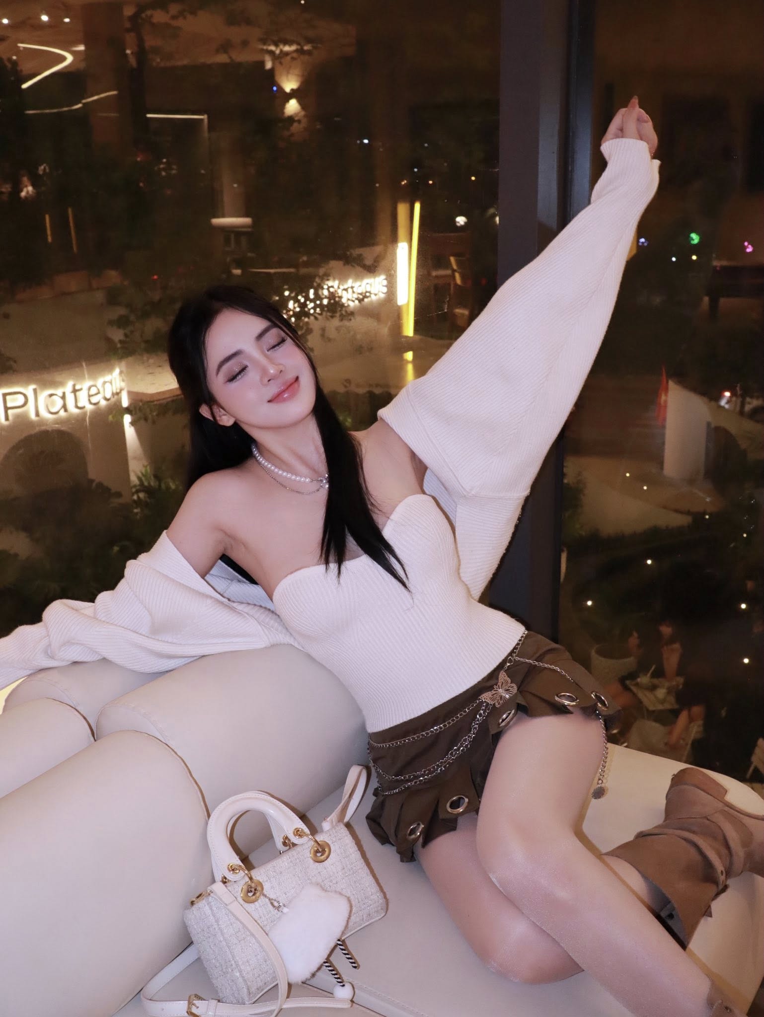Didn’t recognize the female streamer who once cried "for pity" on air, the current interface is irresistibly sexy 2 My Baby's new style