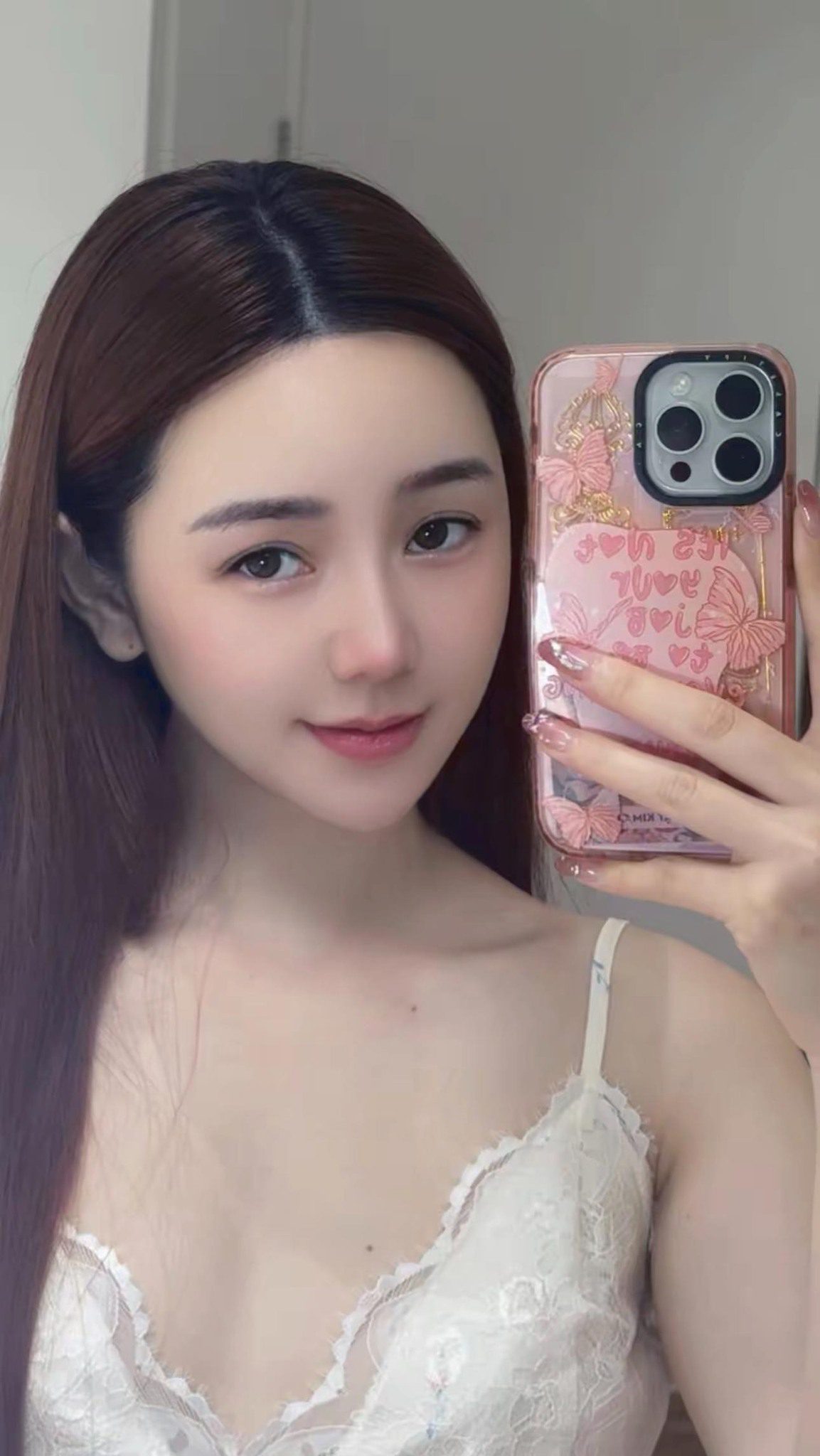 Hot girl pickleball in a loose nightgown, posts sulky "tus" to attract views 2 Quỳnh Kool's captivating moments