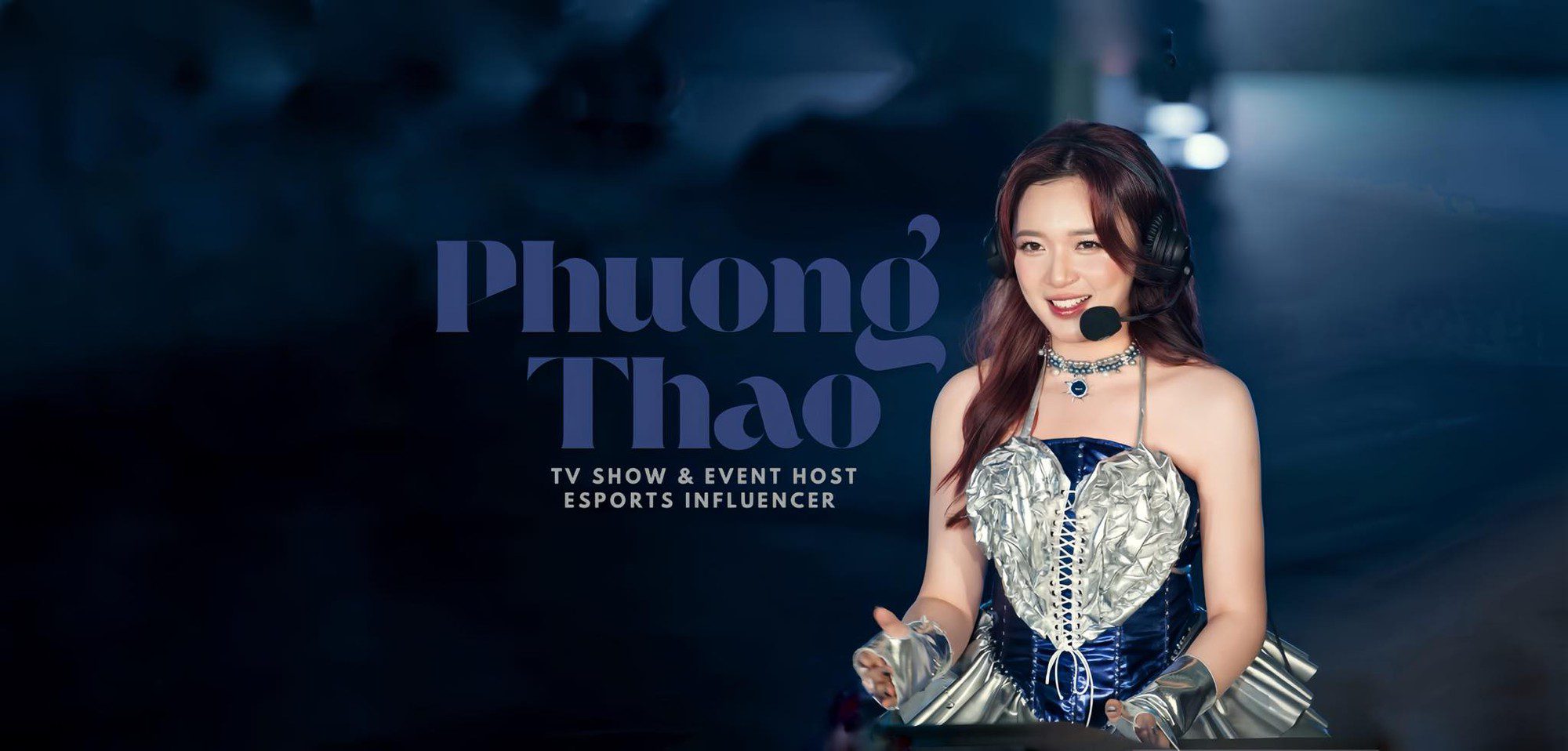 Female MC takes over the "spotlight" of the Arena of Valor stage, releases full HD images flooding the screen after the ĐTDV finals 9 MC Phuong Thao captivating the audience