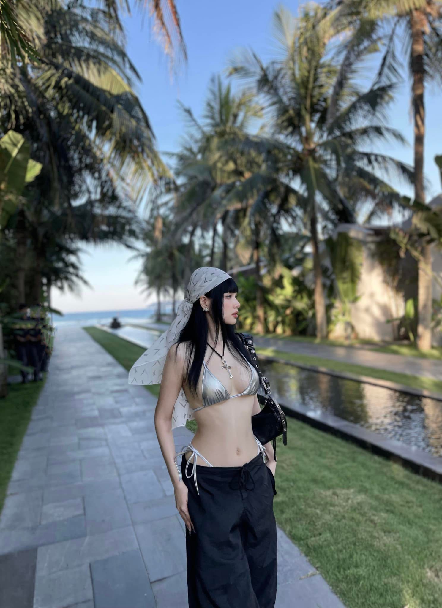 A Series of Moments by Tâm Tít That Makes People Admire the "Class" of the First Generation Hot Girl 4 Tâm Tít