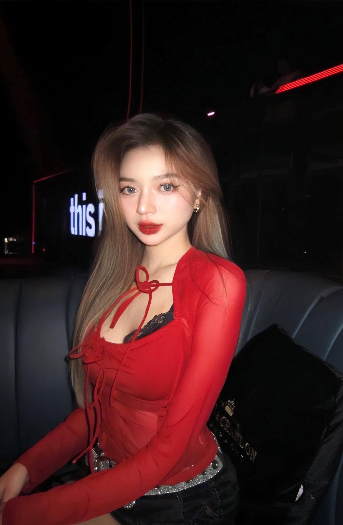 Beautiful female streamer still unable to find peace after the storms? 1 Beautiful streamer struggling to find peace after scandals? - Image 1.