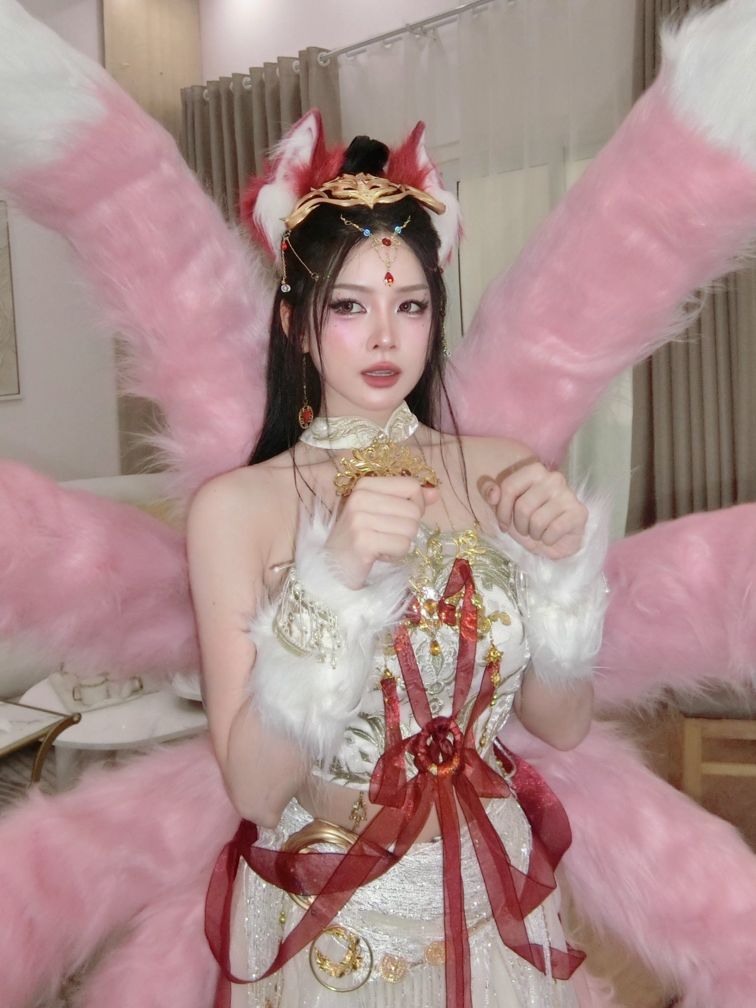 Top 1 DJ Goddess in Vietnam Shows Off Cosplay Skills as a Fairy, Leaving Fans in Awe 3 DJ Mie captures attention with her stunning cosplay as a character from Yêu Hổ 9D.