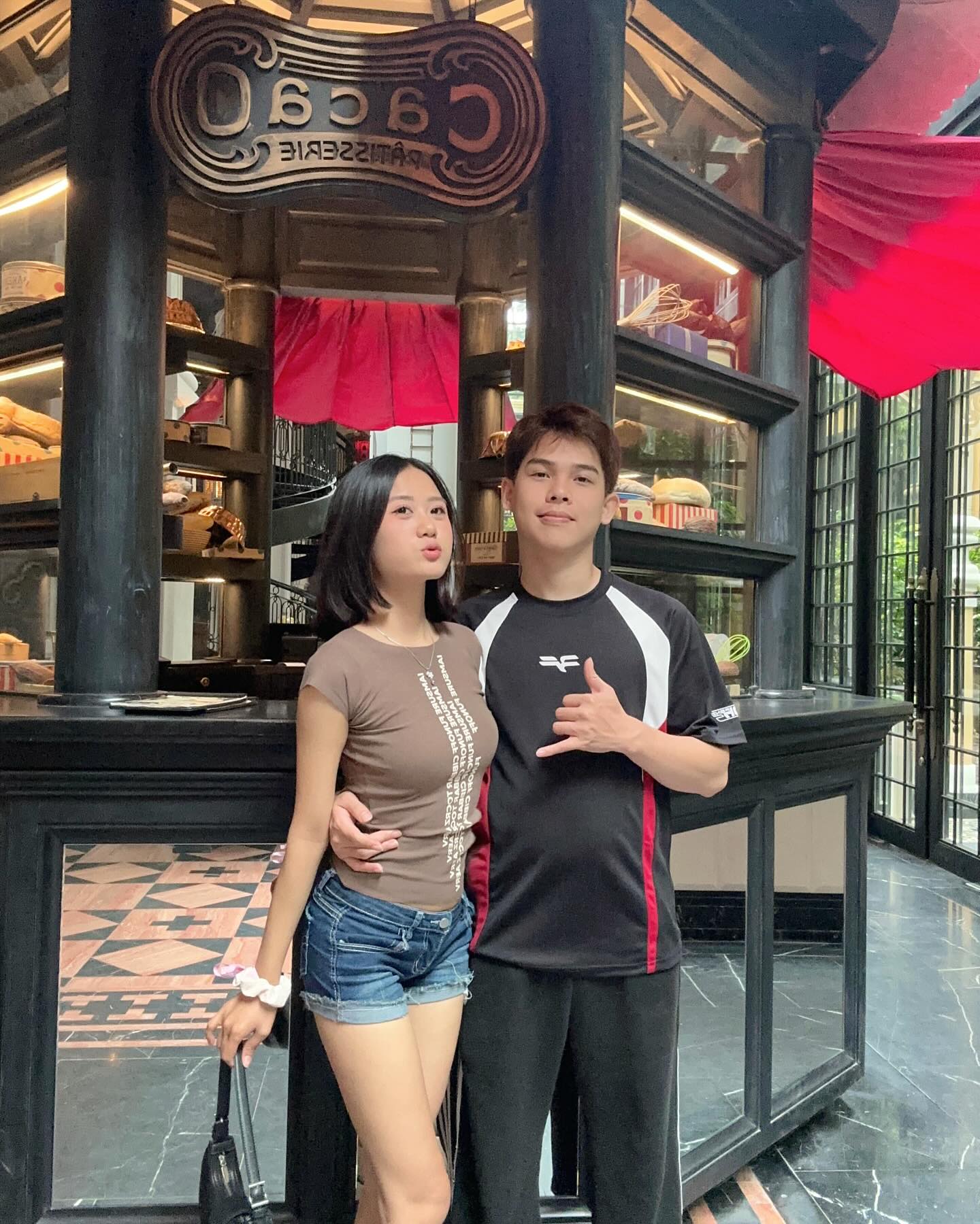 The couple supports each other in both work and life. TikToker Phanh Nè and her partner