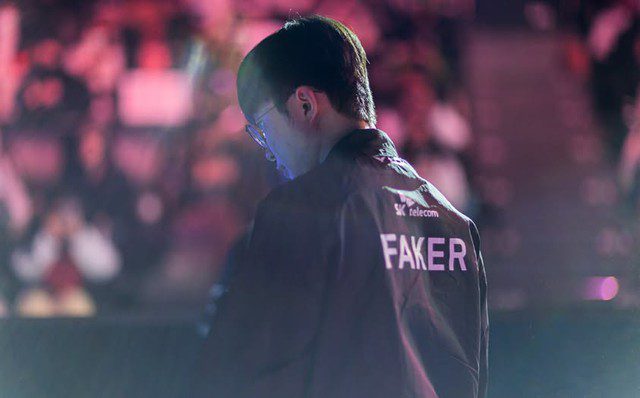 T1 nearing crucial stage, but many fans worry about Faker's potential re-injury T1 nearing crucial stage, but many fans worry about Faker's potential re-injury
