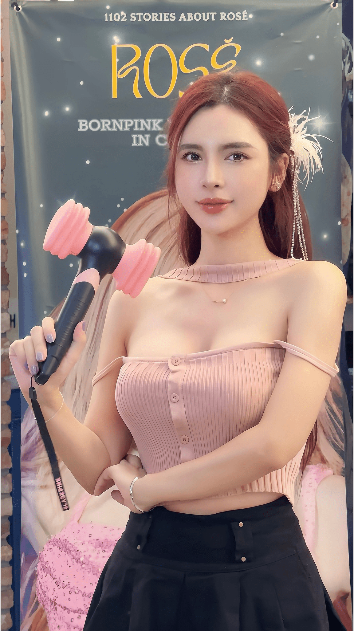 Tú Anh Susu with captivating beauty Tú Anh Susu