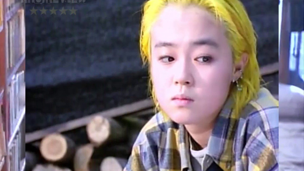Korean 18+ Film Completely Banned Due to Love Triangle, 19-Year-Old Lead Actress Performs Steamy Scenes to Pay Off Debt 2 Promotional material for Yellow Hair