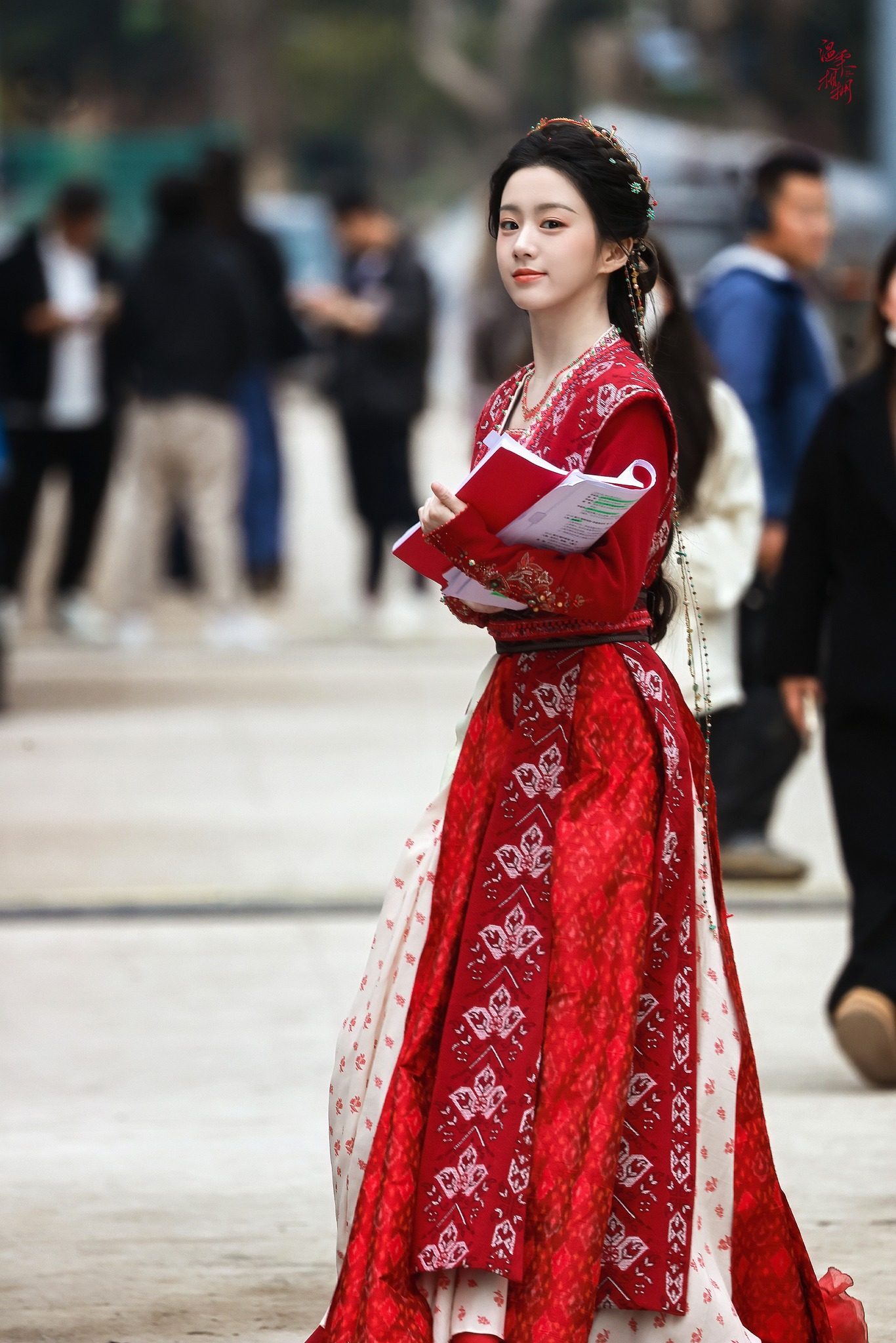 Visual shock of the most beautiful princess in China: A face that captivates the world, glowing white, 9 out of 10 admire her 9 11 17489251579151062977562 1748926412255 1748926412395233667239