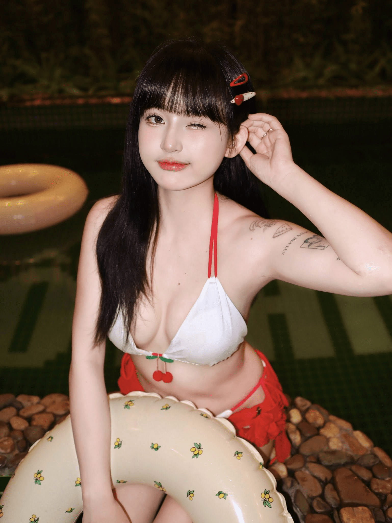 Video: The Fiery Comeback of Alice Xuân Hoài, Different from Her Time as a Hot Free Fire Streamer 7 Video: Heavy Alice's rising fame as a Free Fire streamer.