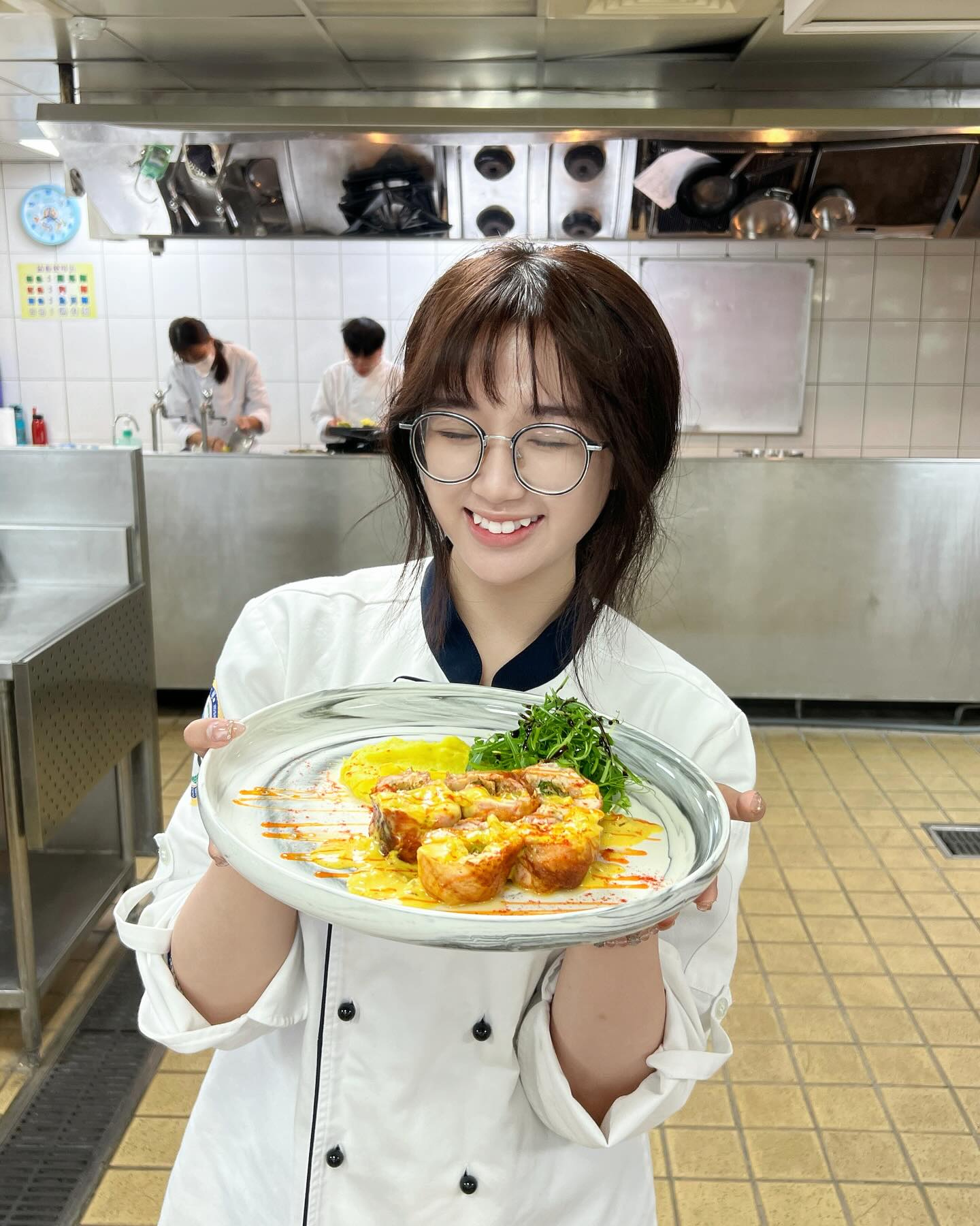 The Rival of "Zin Loves Cooking" Appears, the Gap-toothed Chef Creates Longing! 3 Zin Thích Nấu Ăn