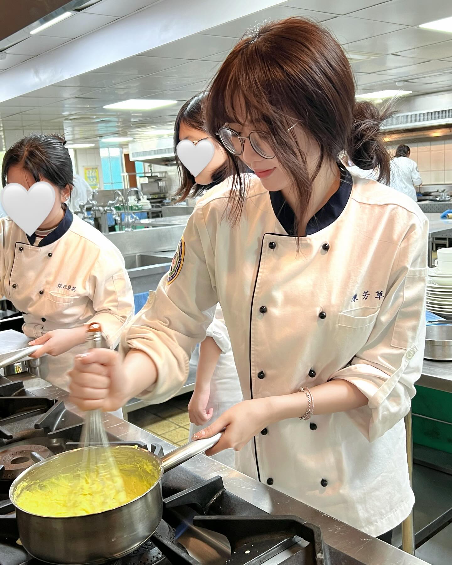 The Rival of "Zin Loves Cooking" Appears, the Gap-toothed Chef Creates Longing! 6 Zin Thích Nấu Ăn