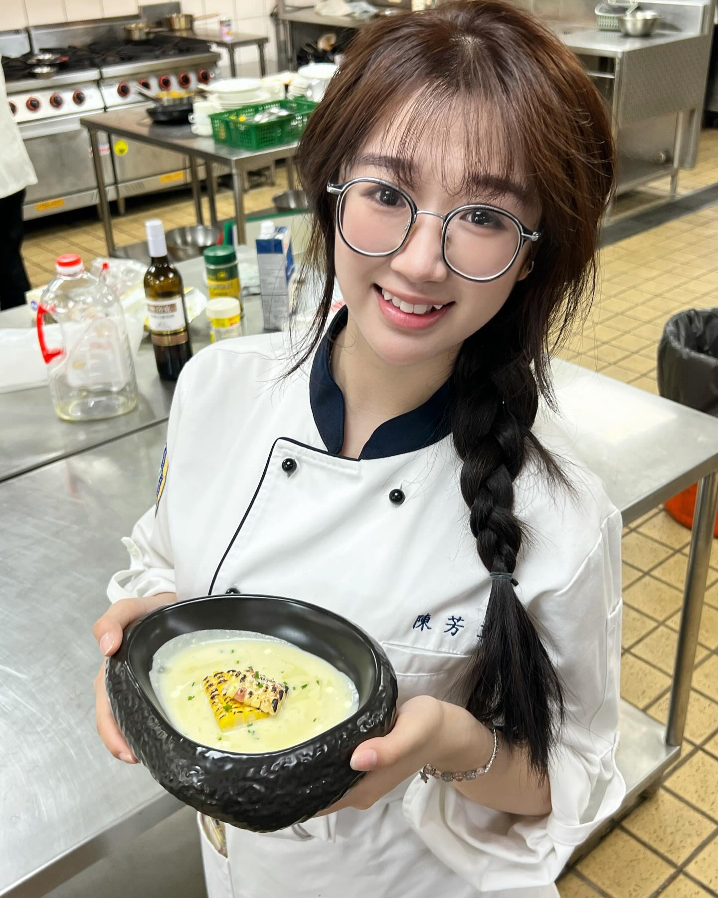 The Rival of "Zin Loves Cooking" Appears, the Gap-toothed Chef Creates Longing! 5 Zin Thích Nấu Ăn