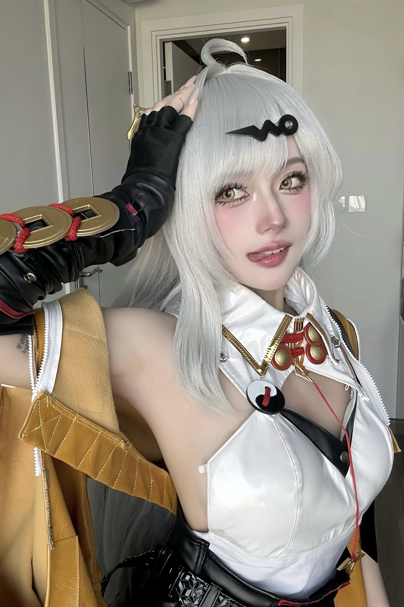 Lost in scrolling without getting bored with the stunning profile of the beautiful female cosplayer 1 Hà Vi stunning cosplay