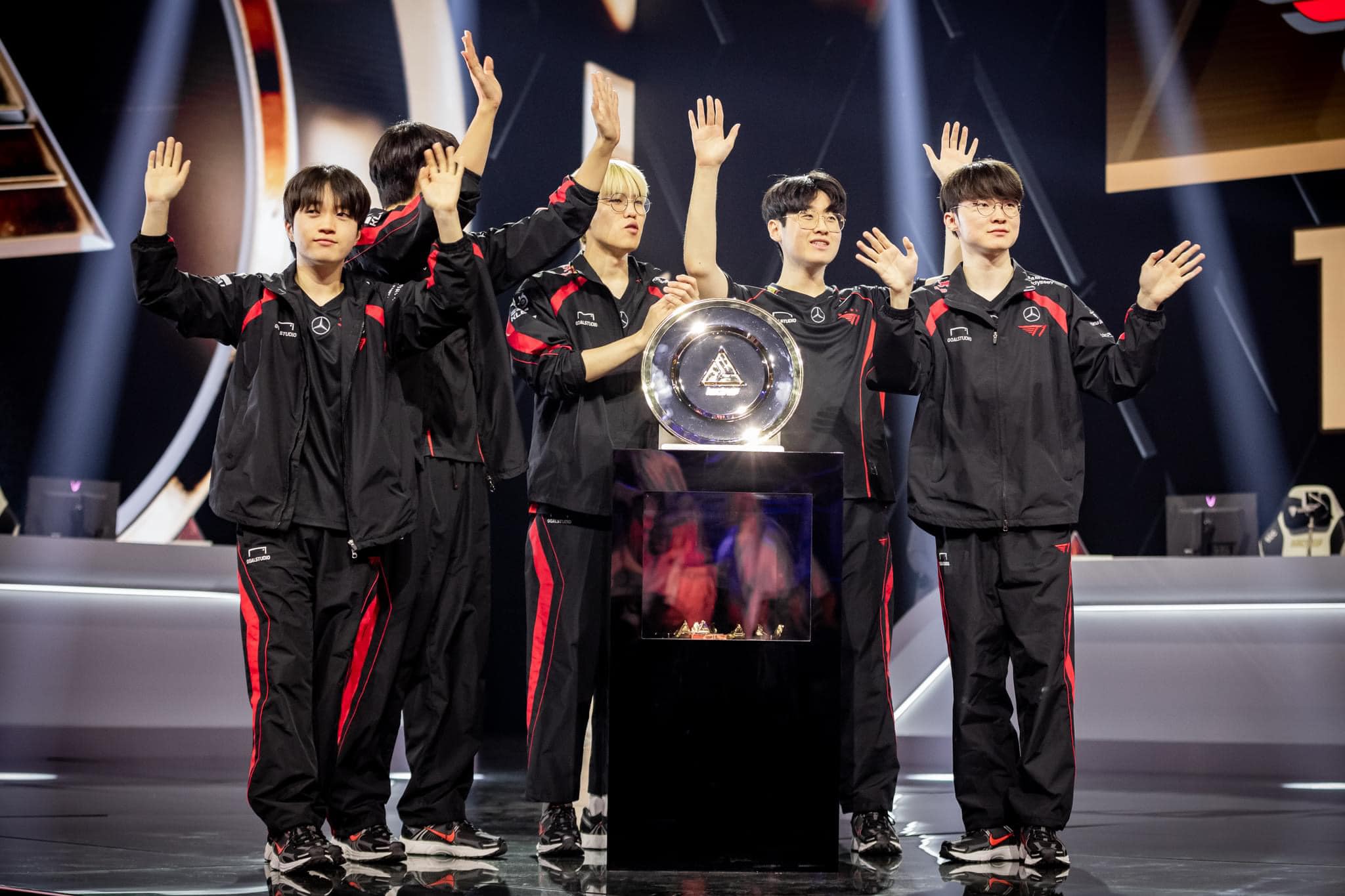 T1 aims for a League of Legends championship in EWC 2024. T1 aims for a League of Legends championship in EWC 2024.