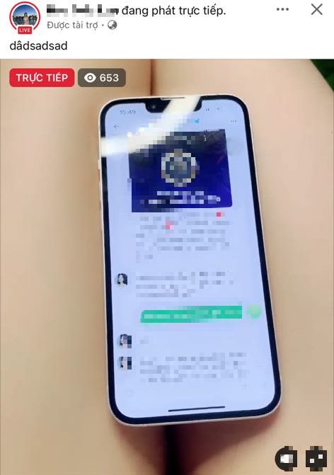 Shocked by the sensitive advertising livestream, the platform turns a blind eye? 4 Controversial livestream with explicit advertising.