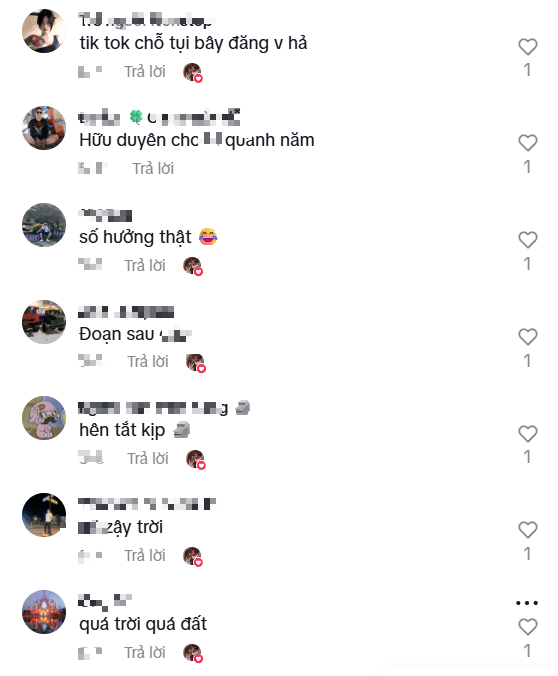 Video of a young couple's intimate actions in public attracts over 2 million views, netizens react with mixed feelings 6 Video capturing intimate actions between a couple, gaining over 2 million views, attracting diverse reactions.