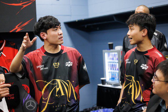 Levi did not manage to secure any Dragon buffs in all three matches. Levi did not manage to secure any Dragon buffs in all three matches.