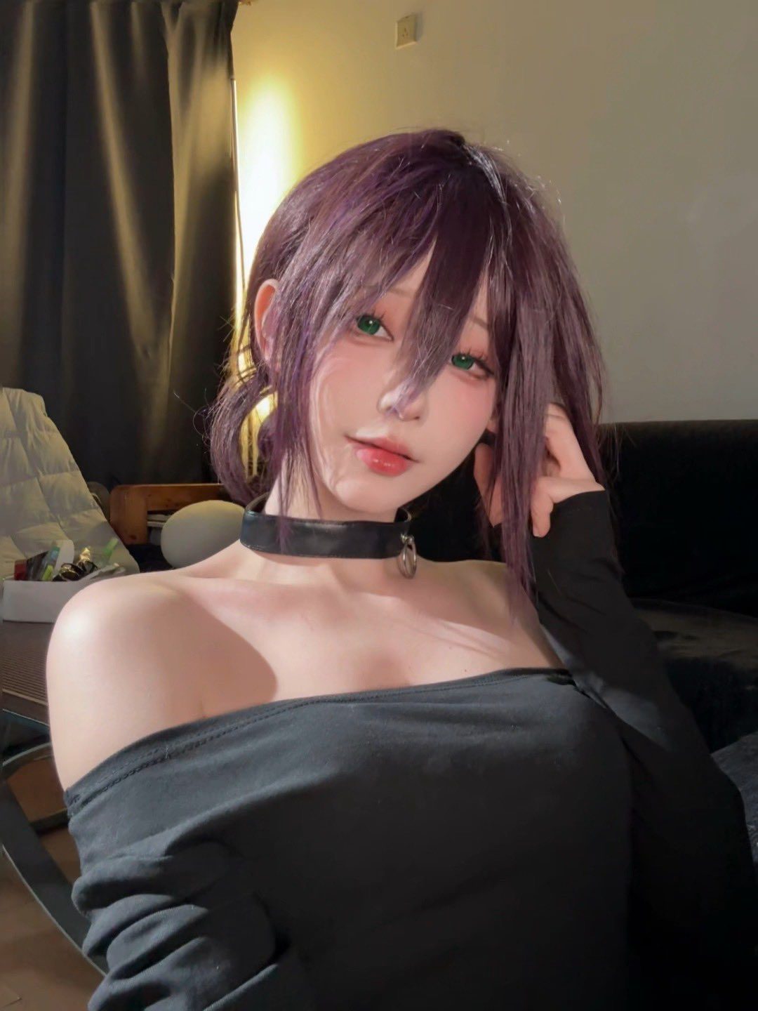 Beautiful female cosplayer transforms, making fans restless 3 Beautiful female coser captivates fans with her amazing portrayal - Image 3.